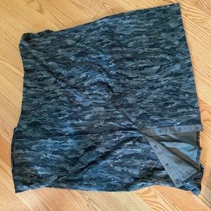 Lululemon infinity scarf